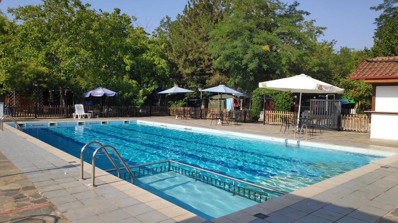 Camping Mitikas And Bungalows Plaka Litochorou Zewnętrze zdjęcie
