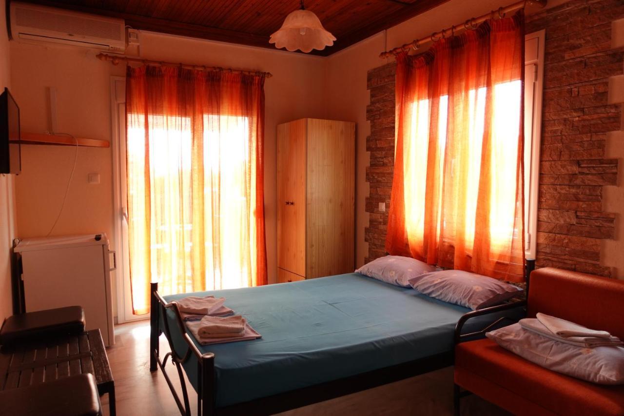 Camping Mitikas And Bungalows Plaka Litochorou Zewnętrze zdjęcie