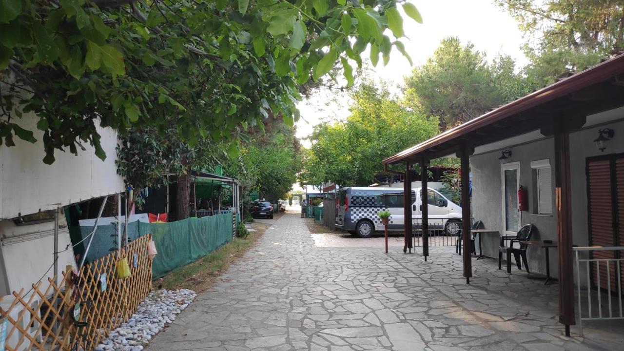 Camping Mitikas And Bungalows Plaka Litochorou Zewnętrze zdjęcie