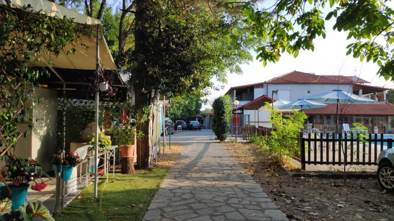 Camping Mitikas And Bungalows Plaka Litochorou Zewnętrze zdjęcie