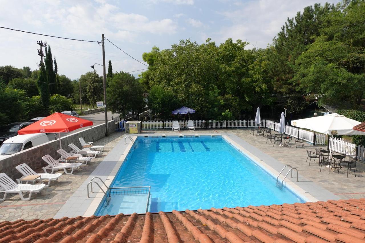 Camping Mitikas And Bungalows Plaka Litochorou Zewnętrze zdjęcie